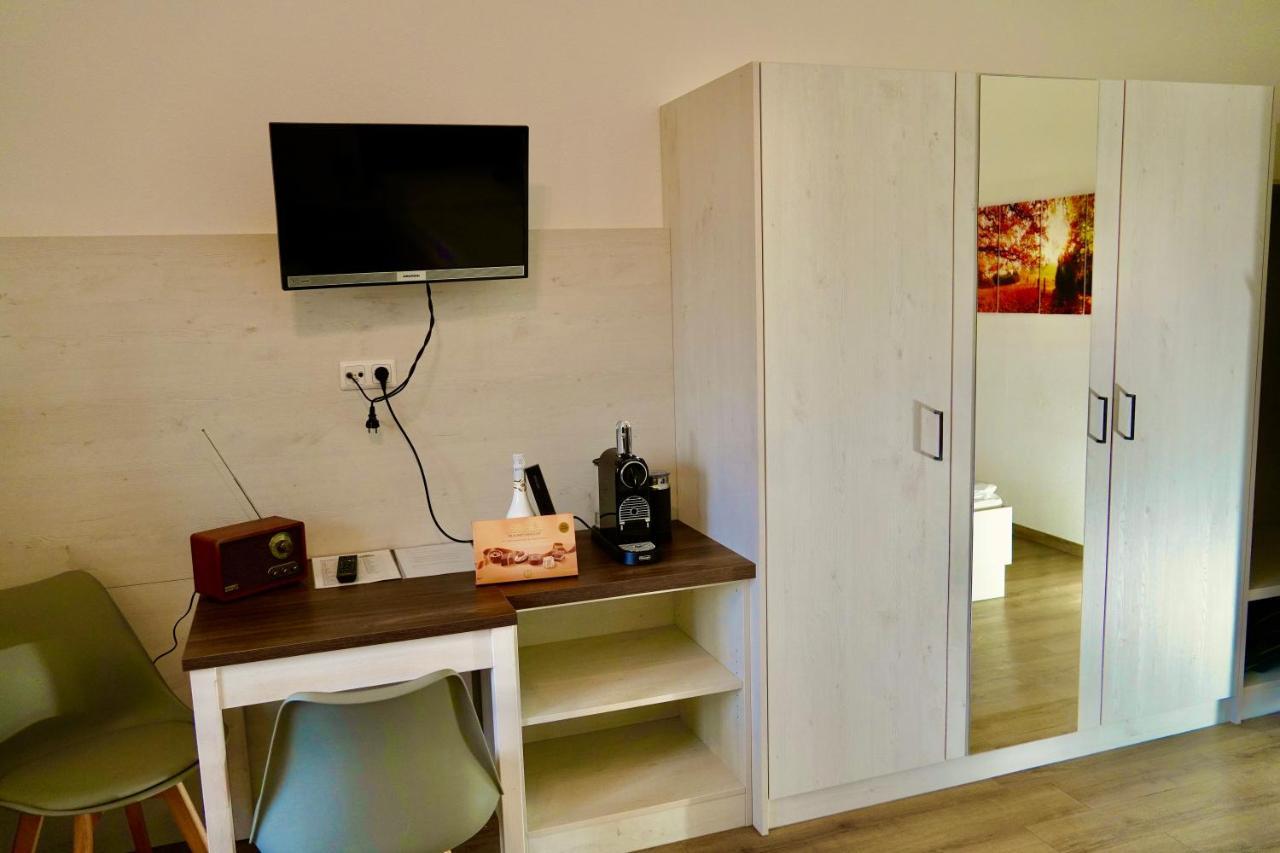 באד גריסבאך Hallelujah - Wunderschoenes Und Gepflegtes Apartment Mit Bademantelgang Zur Therme מראה חיצוני תמונה